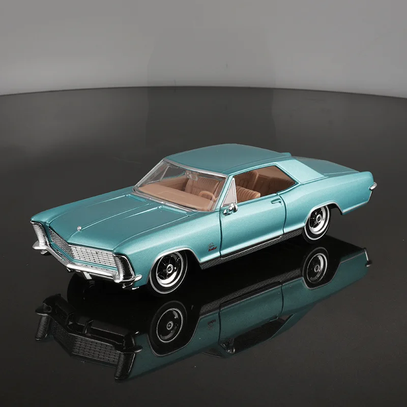 New Maisto 1:26 1965 Buick Riviera Gran Sport Alloy Miniature Diecast Model Buick Muscle Sports Car Toy Kid Christmas Gift