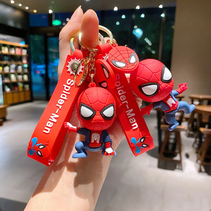 

New Creative Classic Marvel Superhero Spider-Man Car Charm Bag Keychain Couple Pendant Gift