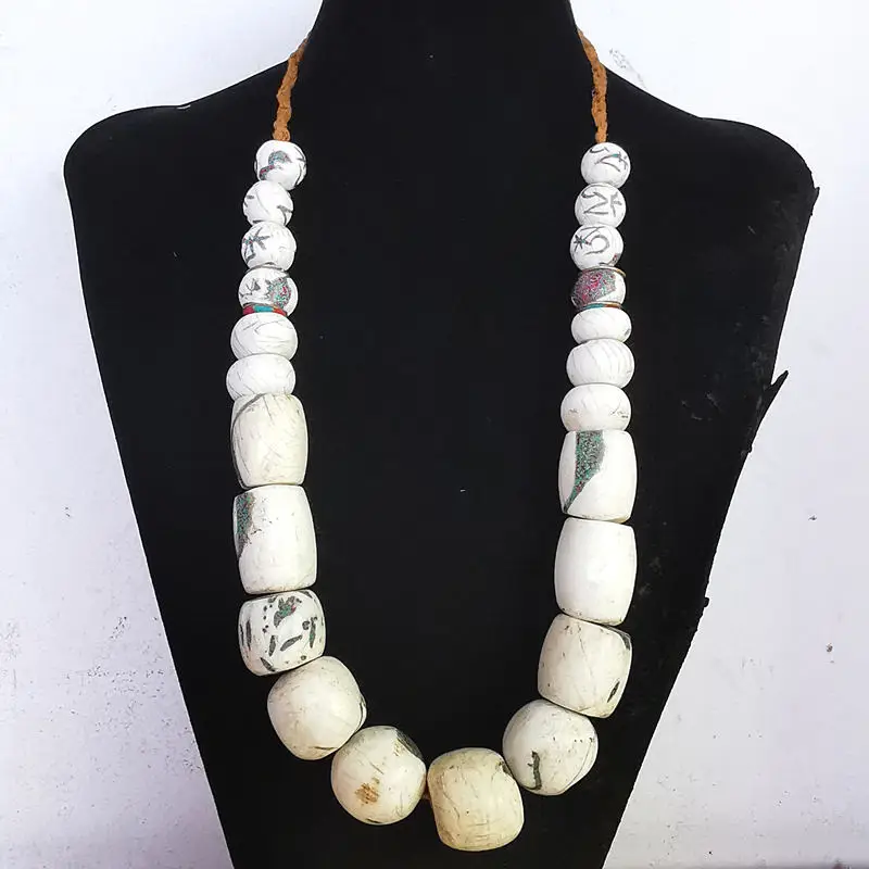 Old Naga Conch Shell Beads StrandMulti Necklaces from Himalayan Mountains TNL288