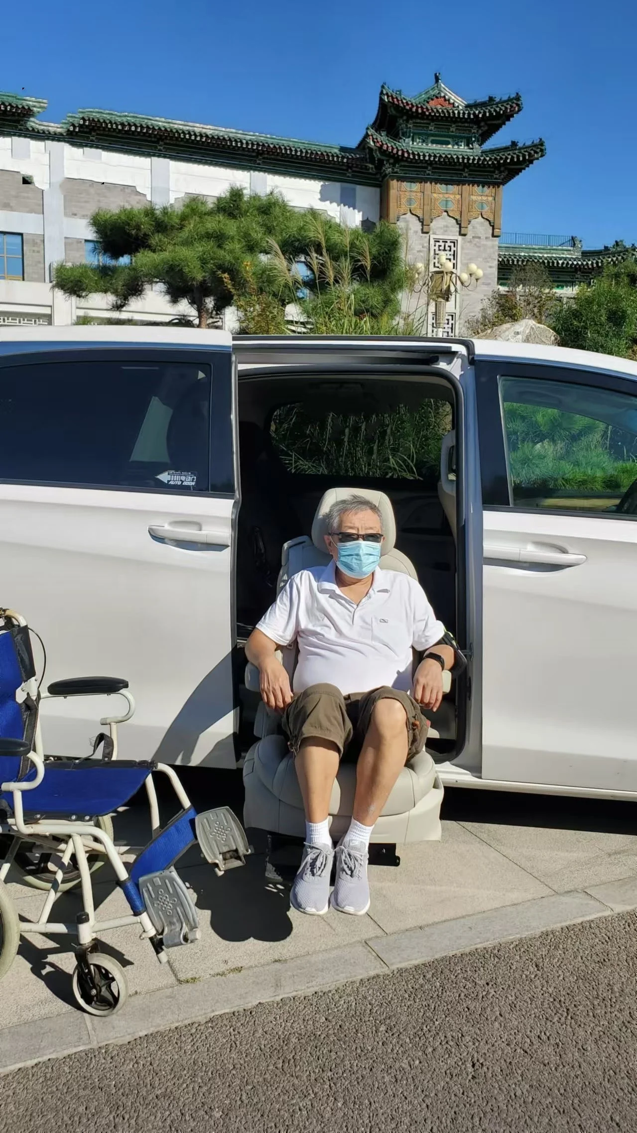 suitable for various models, easy to use, with rotating function comfortable car seat, with mechanical device, easy to install