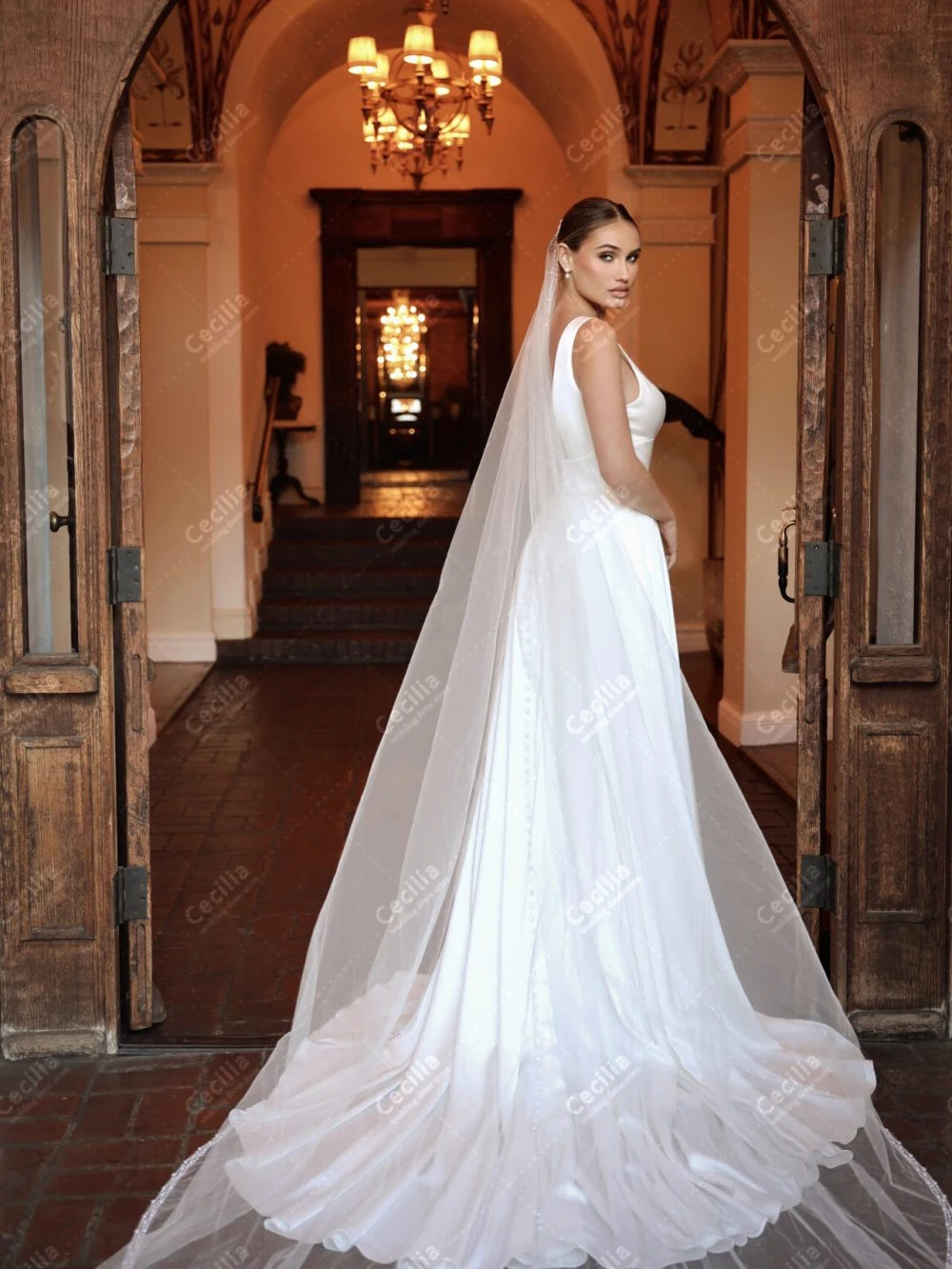 Gracioso vestidos de casamento uma linha vestidos de noiva de cetim sem mangas sem costas roupões para festa formal vestidos de novia personalizado 2025