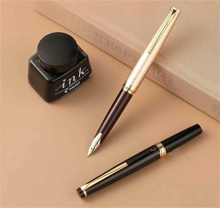 

Japan Pilot Baile Elite 95s Replica Pen 14K Gold Tip Elite Pen High-end Gift Pen Gift Box Office Supplies School Supplies