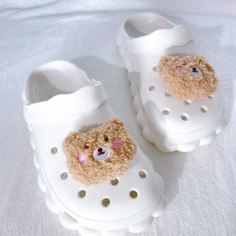 

Cute Plush Bear DIY Shoe Charms Designer Finished Product Garden Shoe Buckle Lovely Quality Shoes Charms for Clogs Fashion Trend