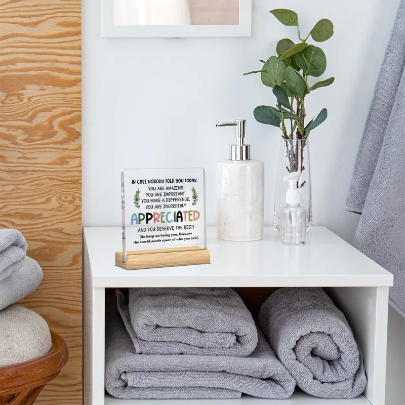 هدية تحفيزية في مكان العمل - لوحة مكتب أكريليك شفافة مع اقتباس ملهم، هدية تقدير للموظفين وزملاء العمل #4