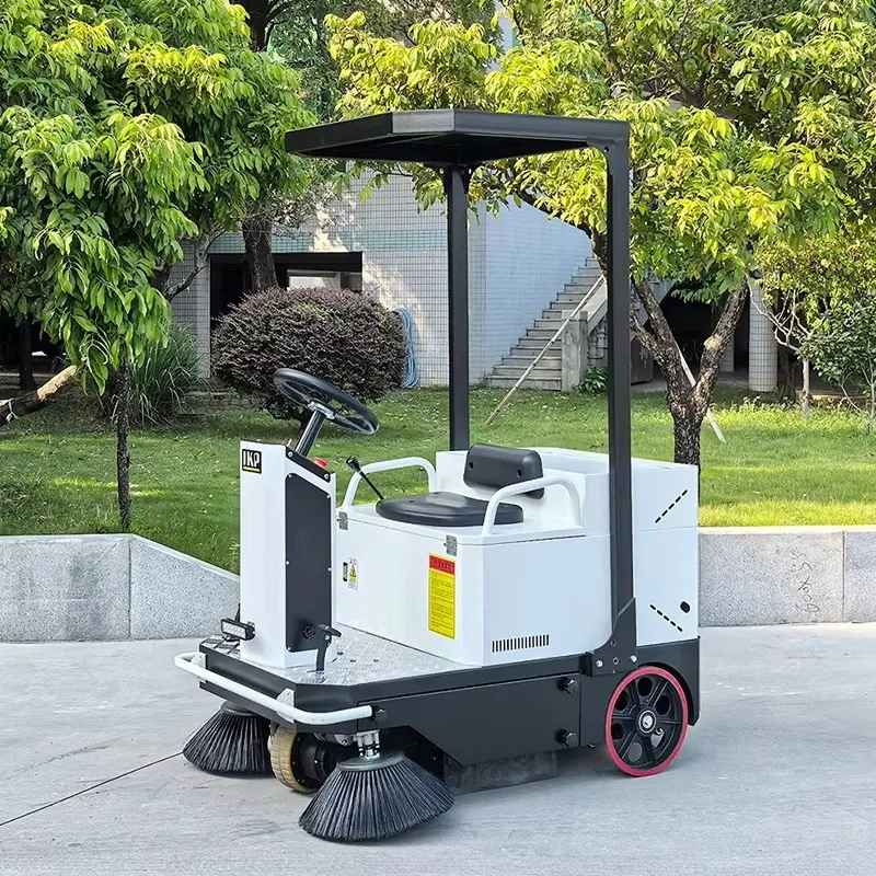 EXW Ride On Floor Sweeper Road Cleaning Machine Industrial Parking Lot Sweeper 1250mm 100L Hopper