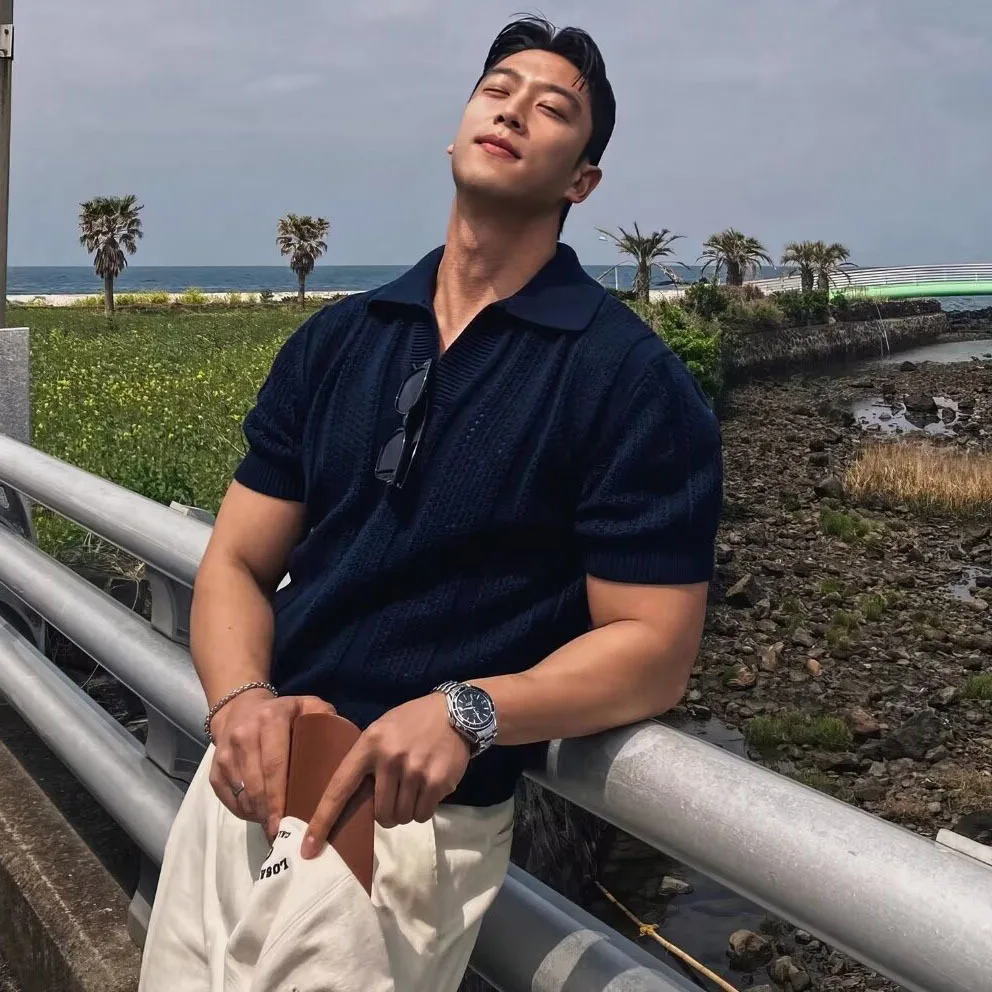 Summer V-Neck Hollow Out Ice Silk Short Sleeve Knit Polo Shirt Men's Premium Business Casual Top