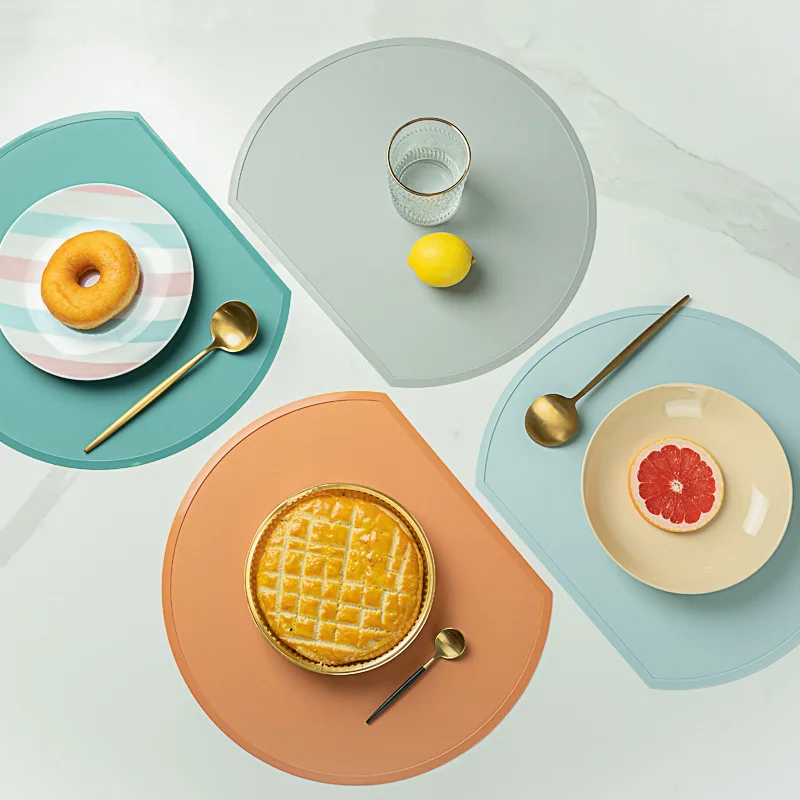 1/4/6pcs Waterproof Silicone Placemats Oil-Proof Wipeable Dining Mat for Kitchen Patio Indoor Outdoor Pet-Friendly Table Mats
