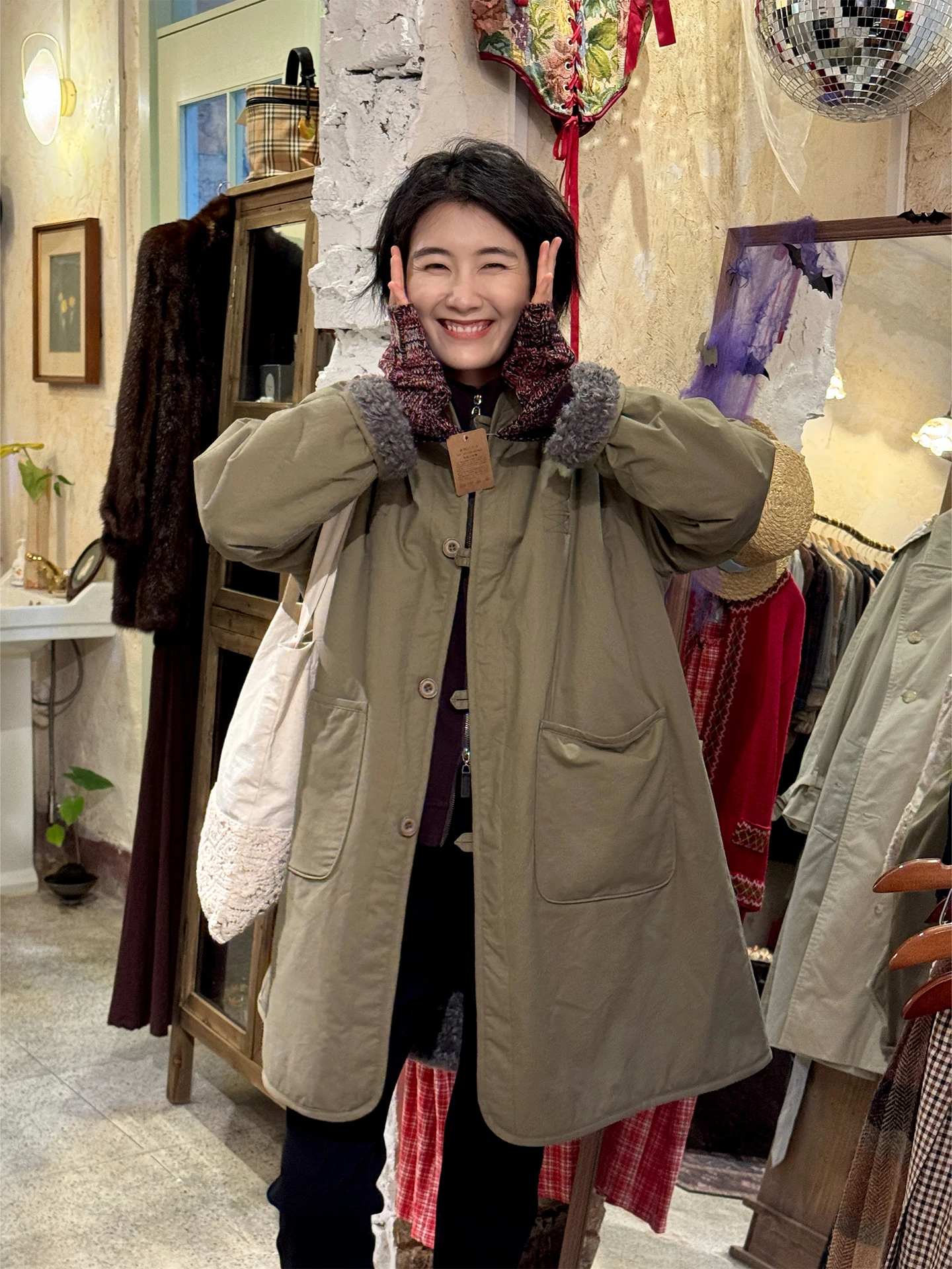 

Женское свободное хлопковое пальто средней длины с ветрозащитной подкладкой из искусственного меха, повседневное, с круглым вырезом, на одной пуговице