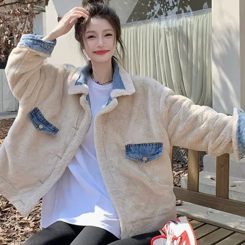 

Джинсовое пальто хорошего качества, меховая плюшевая женская зимняя куртка на пуговицах стандартного кроя для отдыха, городского офиса, многослойная куртка с капюшоном и поясом-стойкой