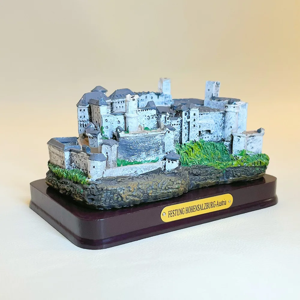 3D Resin Hohensalzburg Fortress Ornament, Austria Salzburg Castle Souvenir Desktop Decoration