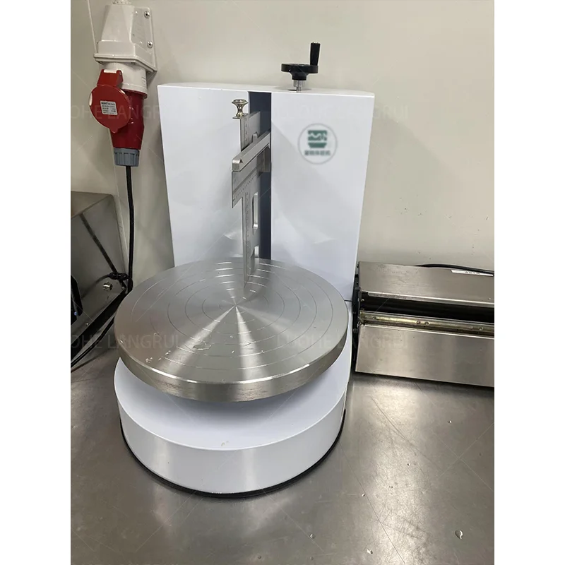 操作が簡単な製菓機器 小型ケーキマシン 優れた品質の電動クリームマシン アイシングマシン ケーキ塗布機