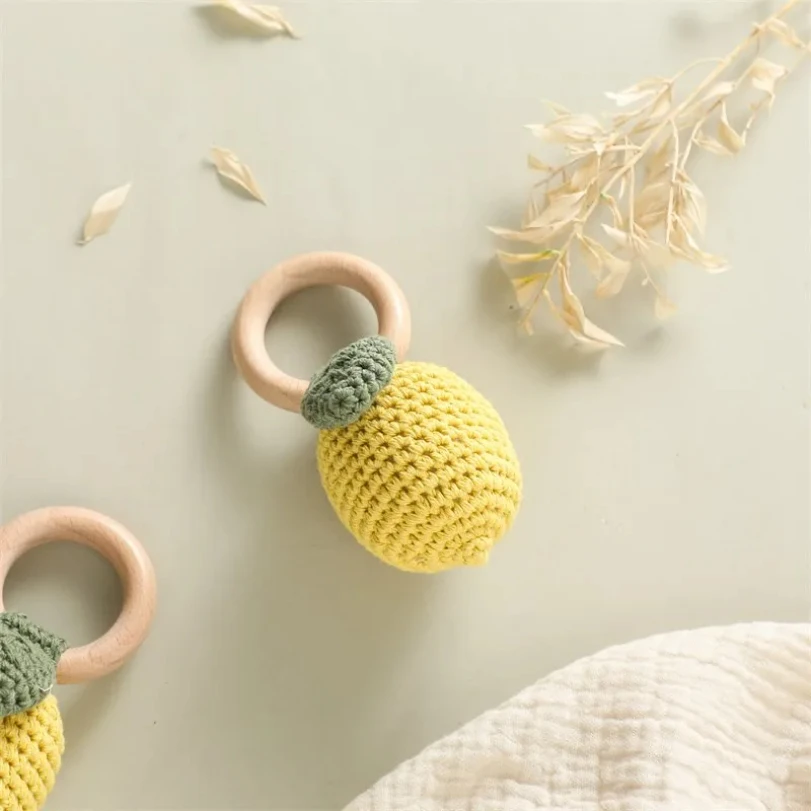 Para chocalho de limão mordida força exercício conforto brinquedo das crianças crochê frutas chocalho música brinquedo mordedor brinquedo recém-nascido chocalho presente