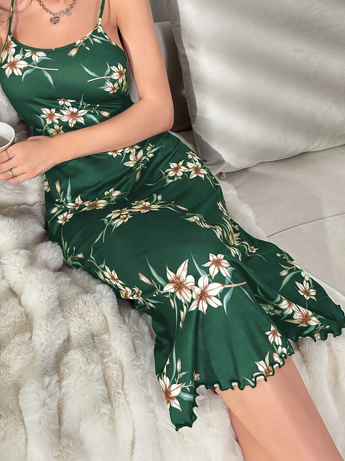 Summer Hot New Ladies full print flowers printed sexy style label green mid-length wooden ear milk silk sling nightdress