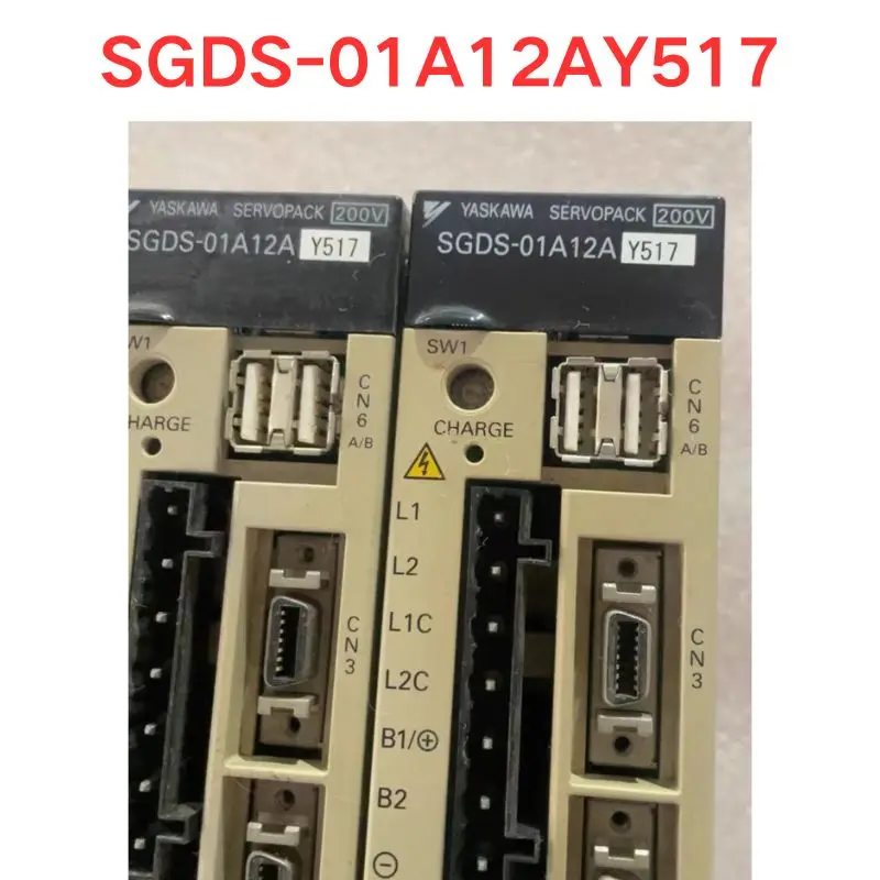 Used OEM disassembled parts SGDS-01A12AY517 Servo driver Functional test OK