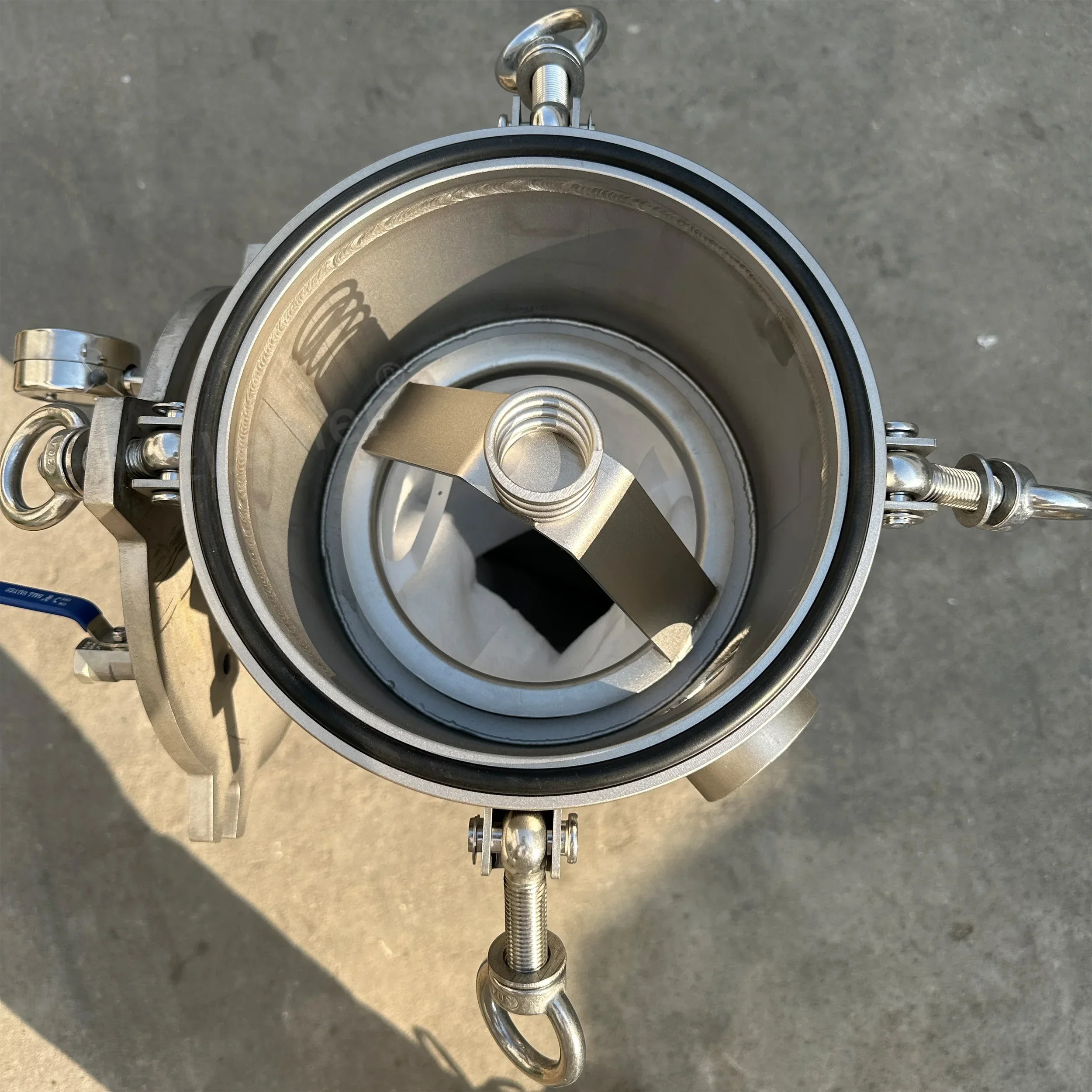 China Supplier 0.22 Microns Stainless Steel 304/316 Bag Filter Housing for Beverage Wine Industries Filtration