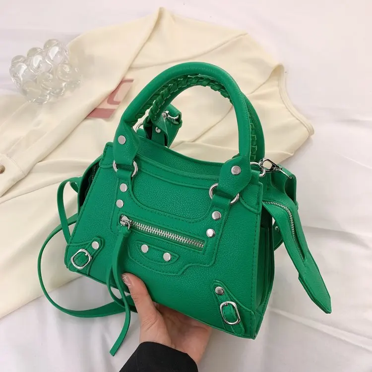 

Новая винтажная байкерская сумка 2026 года, вместительная регулируемая сумка через плечо, стильная сумка-тоут с верхней ручкой для женщин