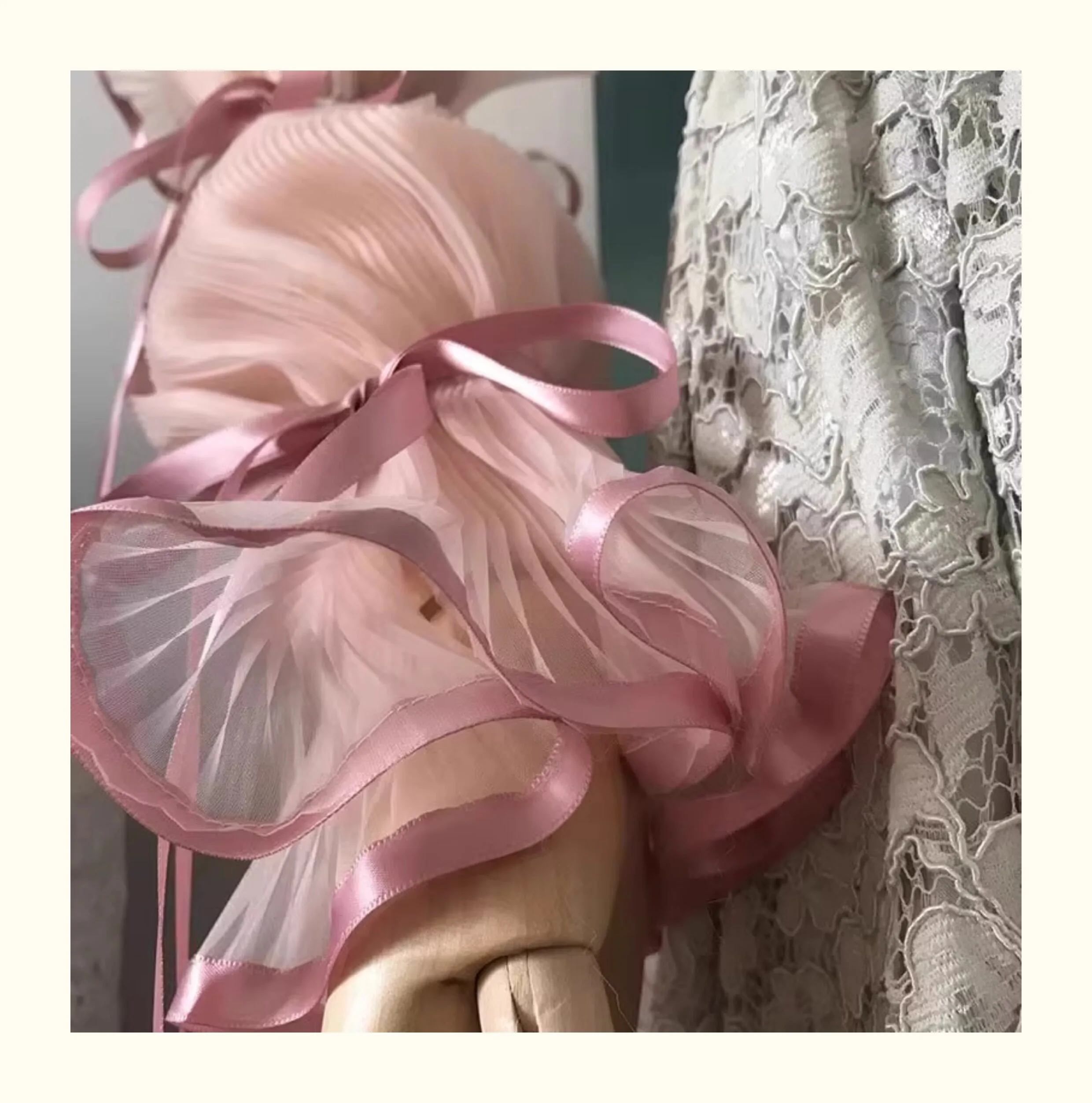 Pink Pleated Tulle Detachable Sleeves for Prom Dress, Vintage Ruffle Ribbon Bow Arm Cuffs for Wedding Bridal Bridesmaid Evening