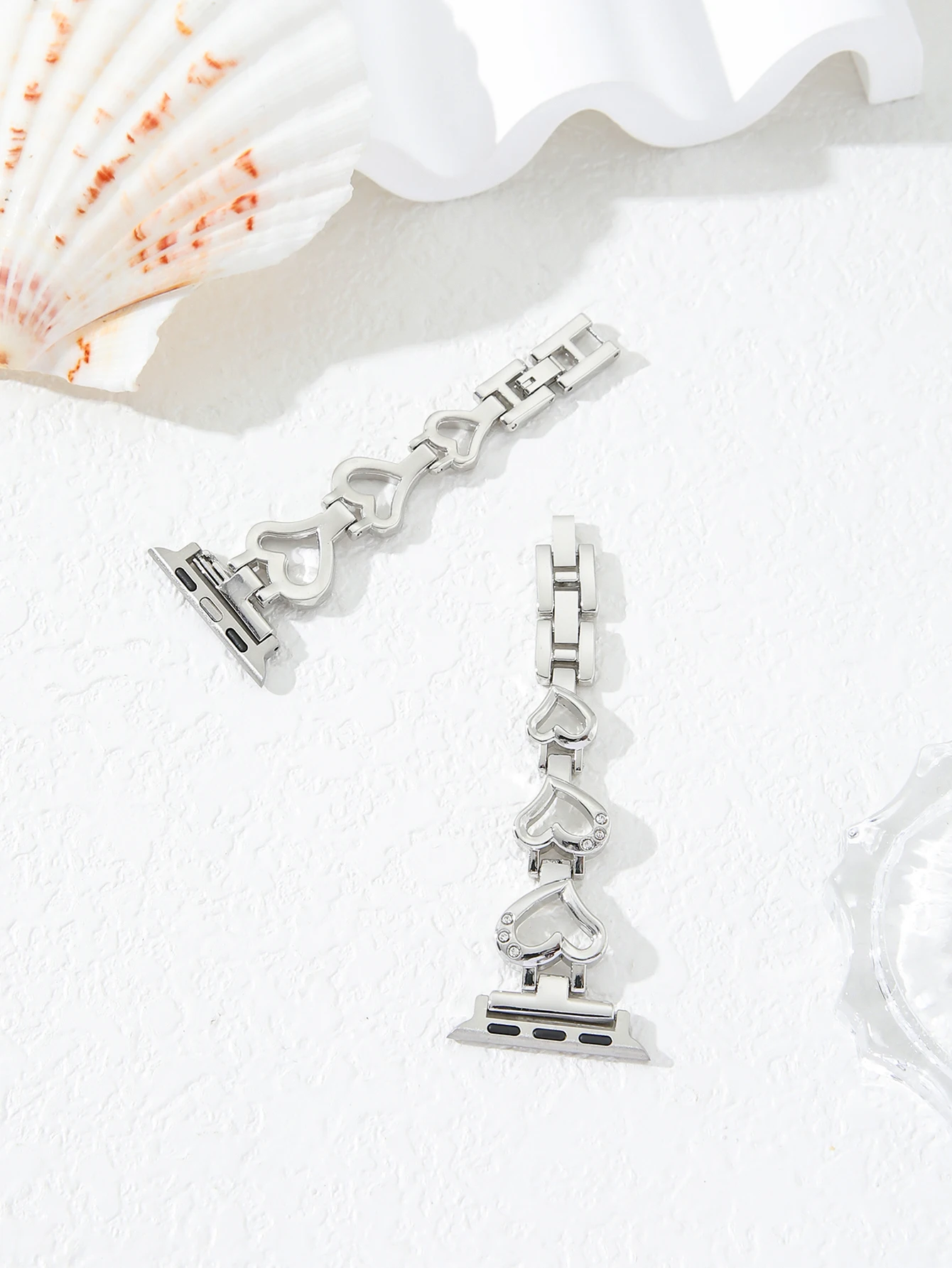 Heart-shaped diamond stainless steel metal bracelet compatible with Apple Watch bands Women's to replace iWatch bands