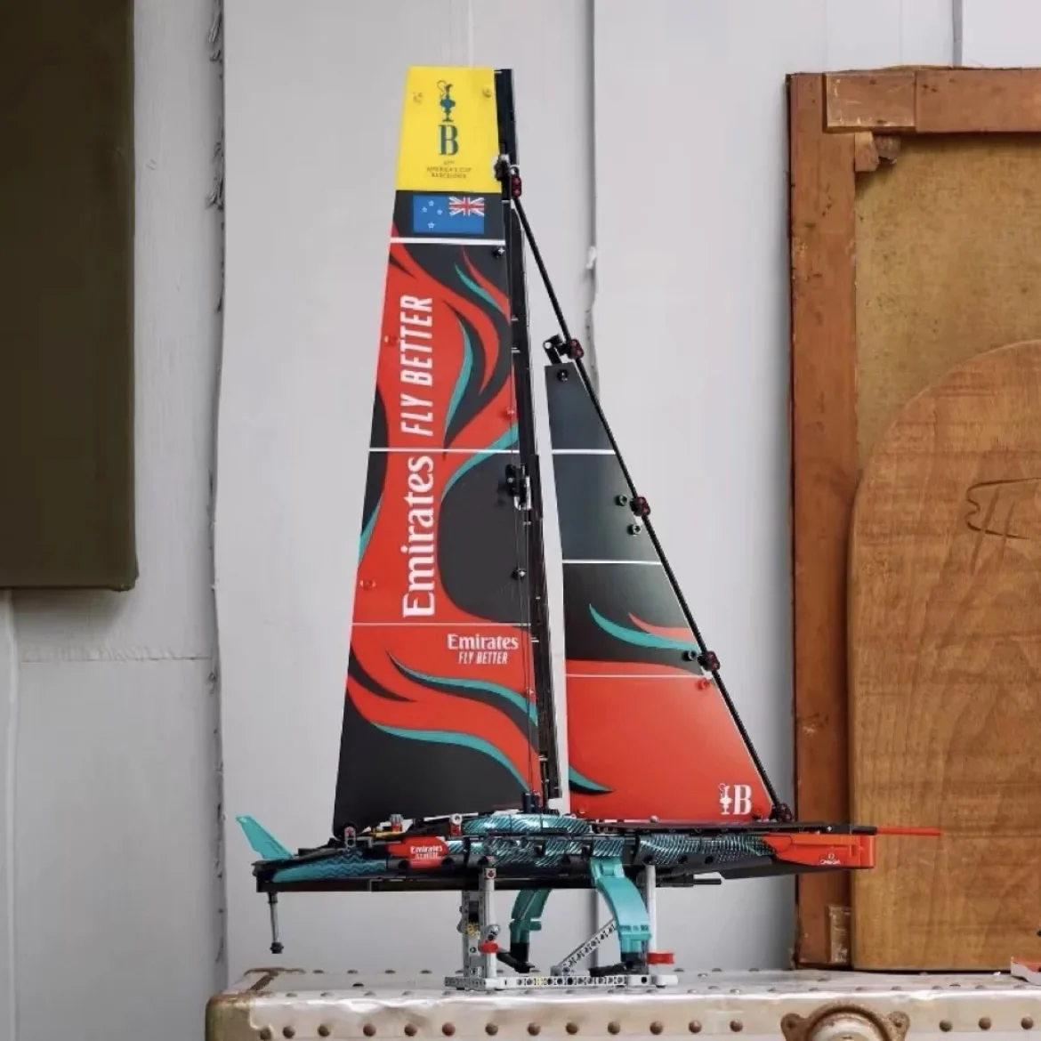 962 Uds equipo técnico de Emirates Nueva Zelanda AC75 yate bloques de construcción MOC montar ladrillos barco juguetes regalo para niños niño 42174