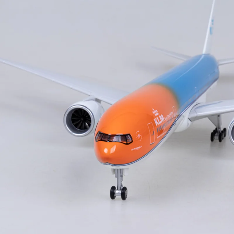 

47CM 1/157 Scale 777 B777 Aircraft KLM Air Airlines Model W Light and Wheel Landing Gear Diecast Plastic Resin Plane Model Toys