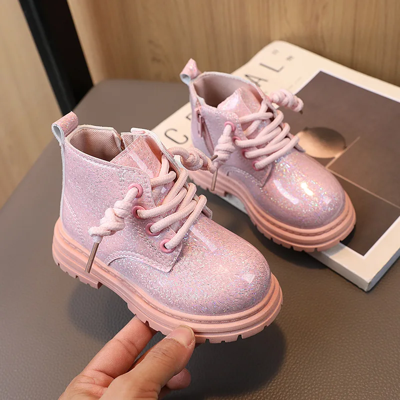 Autumn new children's shoes 2024 hot item girls' shiny leather fashionable Martin boots Korean version low cut versatile short b