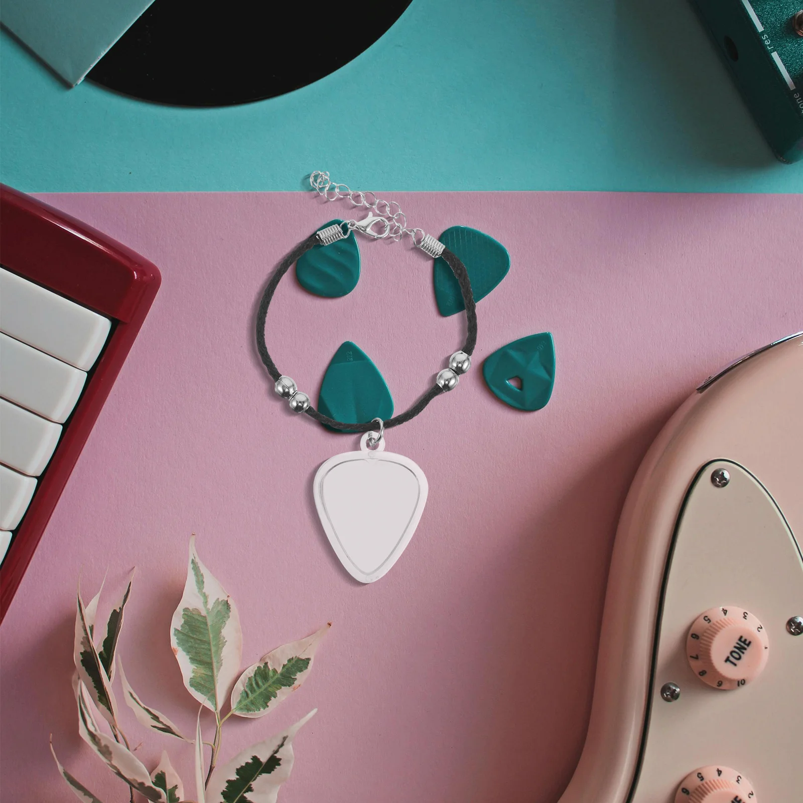 

Guitar Pick Storage Box Compact Wooden Holder Case for Guitar Pick Storing Portable Music Accessories Organizer