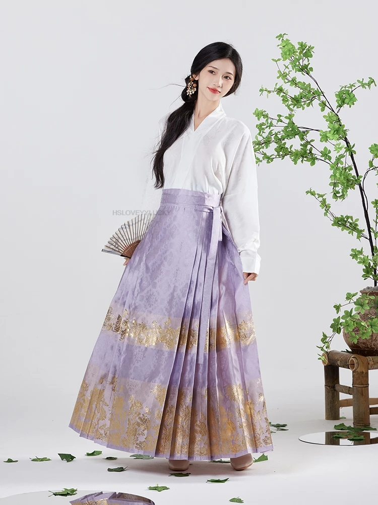 

Improved Hanfu Skirt Chinese Style Costume Mamianqun Ming Dynasty Weaving Gold Horse Face Skirt Chinese Dress Vest Skirt