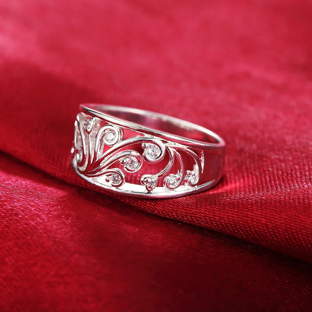 แหวนเงินแท้ 925 ลดราคา สำหรับผู้หญิง ประดับคริสตัล ลายสวยงาม หรูหรา แฟชั่น เหมาะเป็นของขวัญสำหรับงานปาร์ตี้ สาวๆ นักเรียน  ชาร์ม  เครื่องประดับงานแต่งงาน