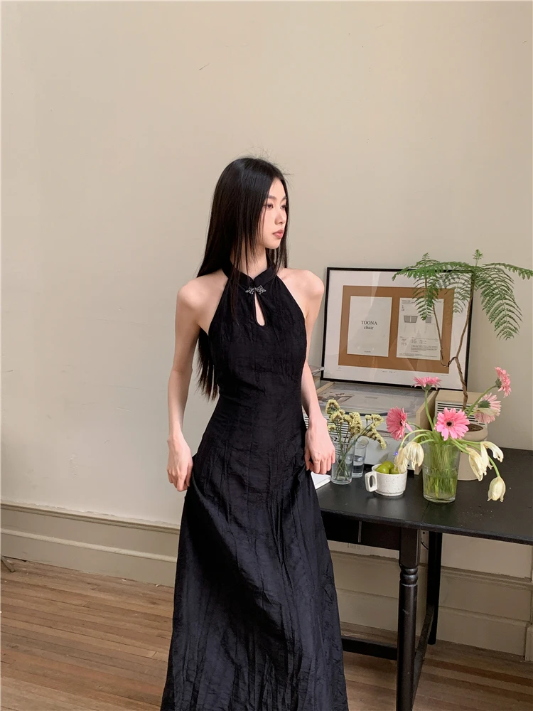 CHEERART Cheongsams Black Sleeveless Halter Long Dress Vintage Ruched Modest Tunics A Line Maxi Evening Luxury Dress 2024