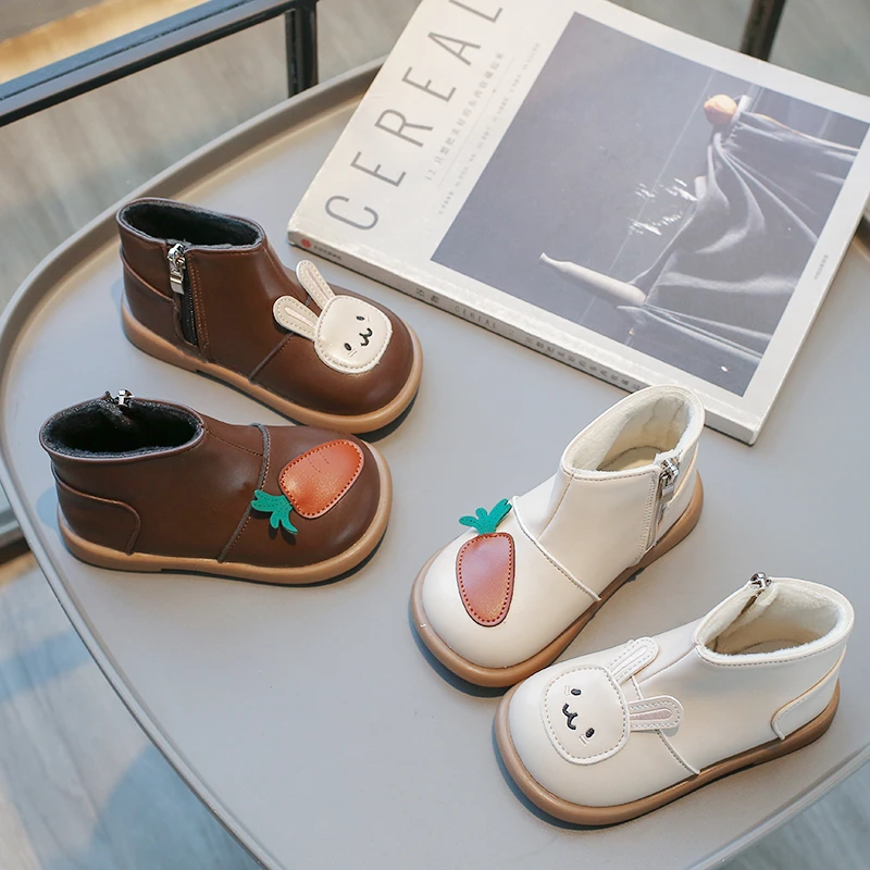 

Детские ботинки для детей от 1 до 8 лет, бежевые прогулочные ботинки для мальчиков и девочек с героями мультфильмов, осенне-зимние мягкие детские кожаные ботинки с нескользящей подкладкой