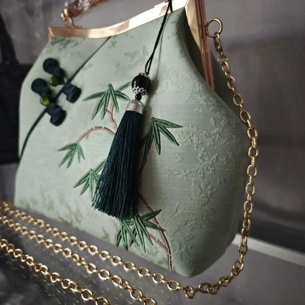 Classic Embroidery Women Shoulder Crossbody Bag Chain Strap Bags Top Handle Bag Vintage Fashion Women's Handbags Purses