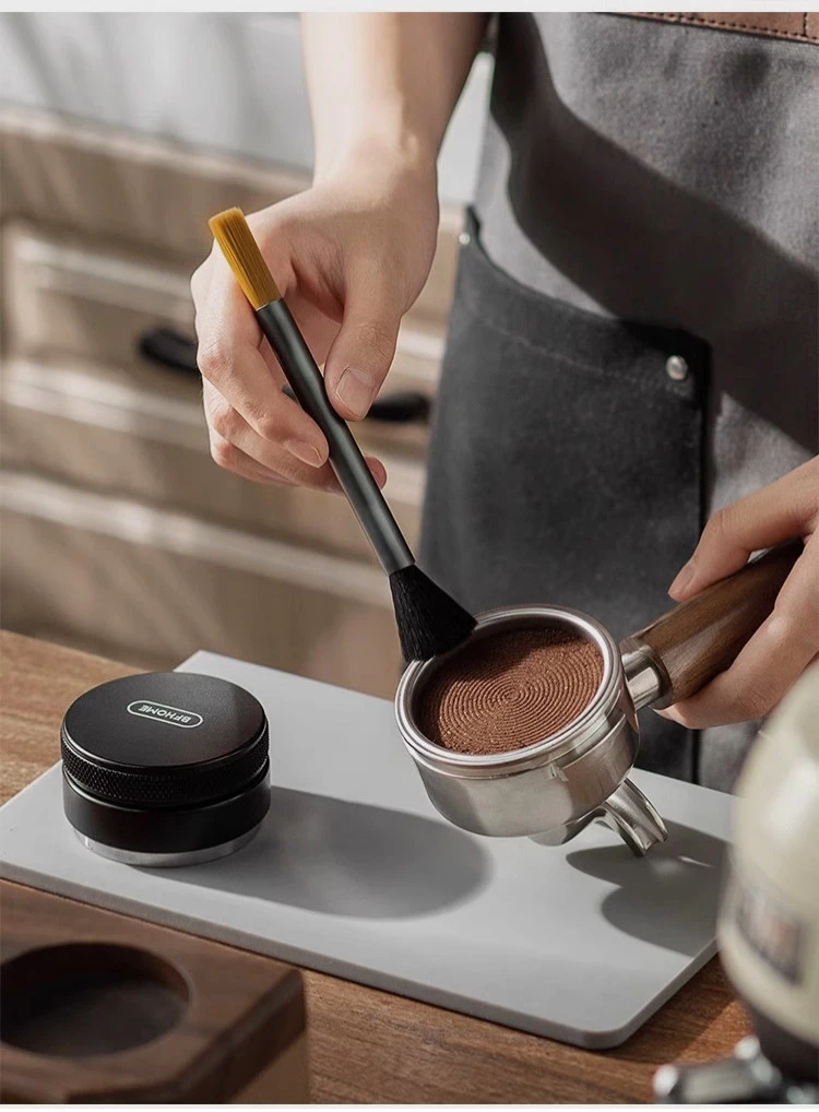 Doppelköpfige Kaffeereinigungsbürste mit weichen Borsten für Halbautomatische Kaffeemühlen, Pulverreinigung, Café, Küche, Bar-Werkzeug – Detail 4