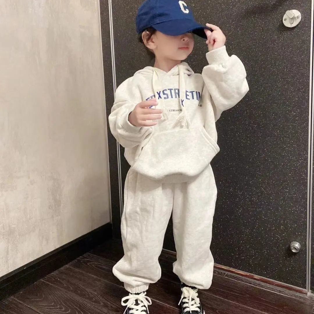 Boys and Girls Handsome Spring and Autumn Children\'s Sweatshirt Suit Children\'s White Sportswear Letter Sports Two-Piece Suit