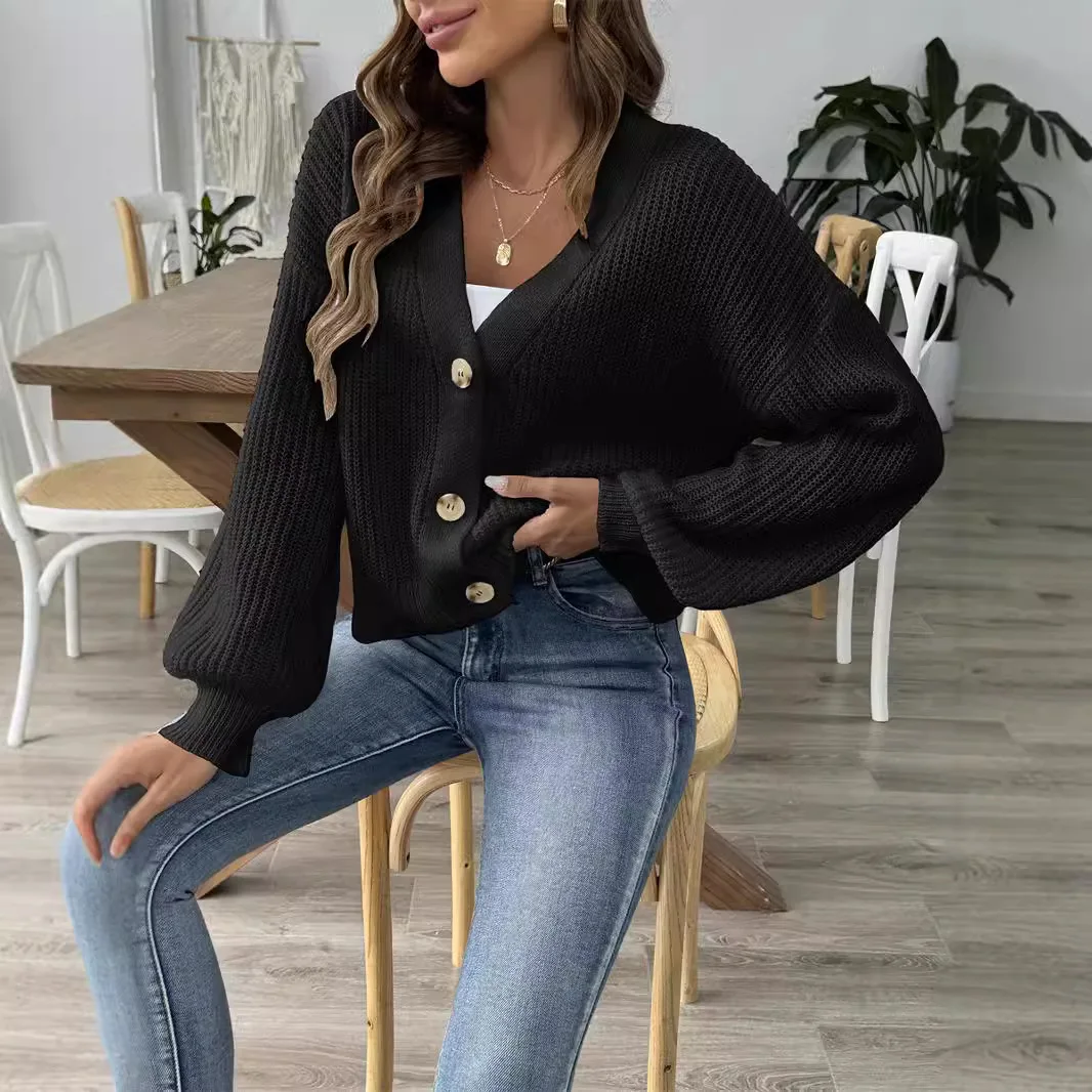 Imagen 4: 2025 Cárdigan con botones de Color sólido, suéter de punto con una hilera de botones, chaqueta para mujer, cárdigan de Otoño Invierno, suéter corto Simple