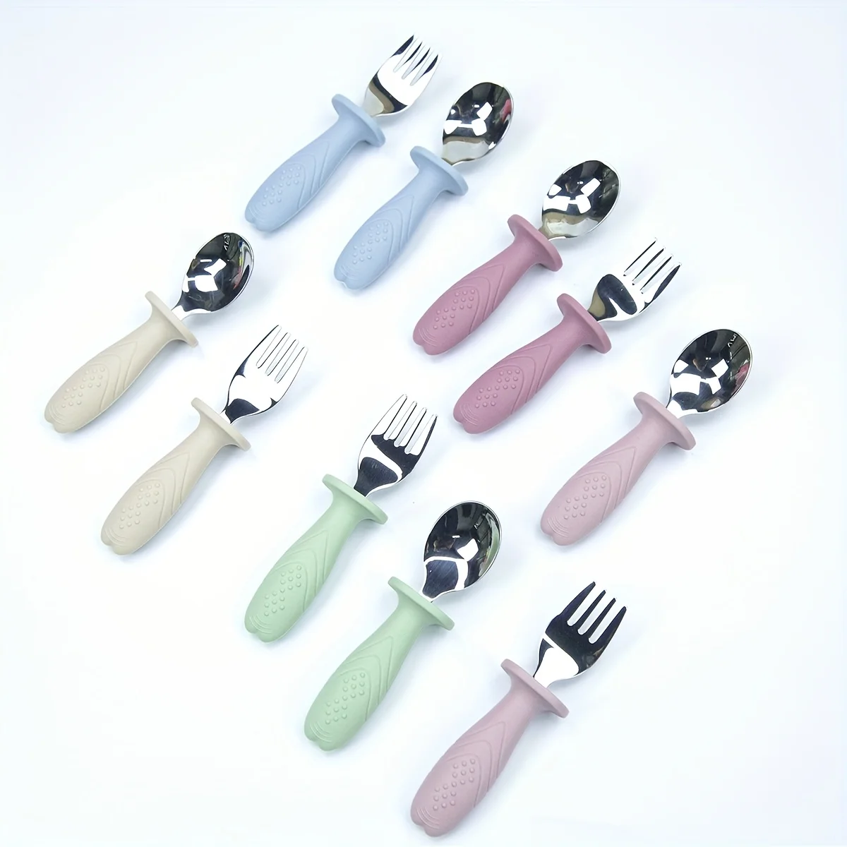 مجموعة أدوات مائدة جديدة لتغذية الأطفال مكونة من 3 قطع، بما في ذلك طبق سيليكون + شوكة وملعقة من الفولاذ المقاوم للصدأ، هدية عيد الميلاد