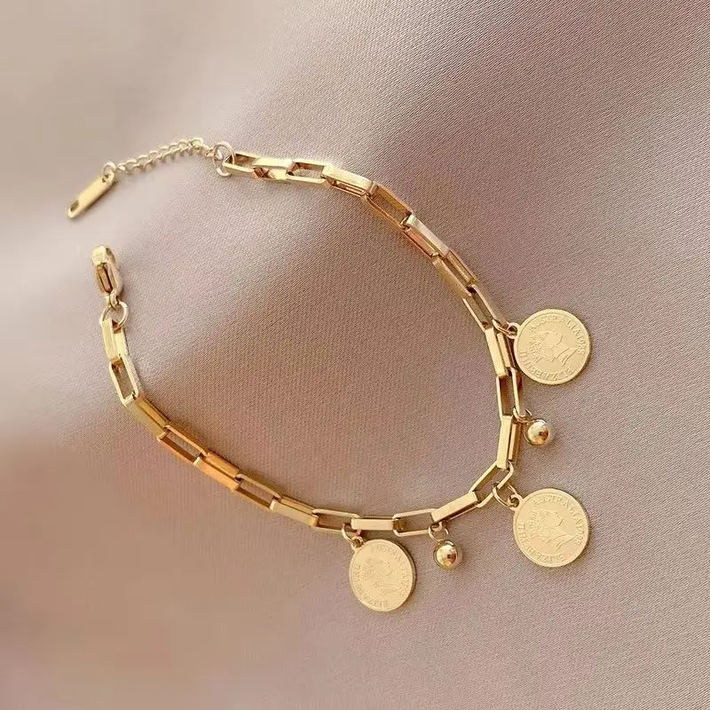 2026 Gold Stainless Steel Chain Bracelet Retro Round Portrait Pendant Hip Hop Women Fashion Jewelry