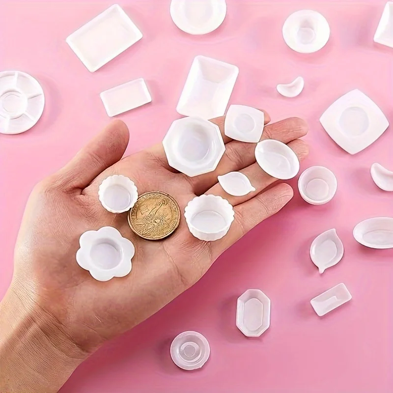 

33 шт./компл., масштаб 1:12, мини-пластиковая посуда для кукольного домика, набор моделей, включая тарелки и миски для украшения ролевого игрового домика