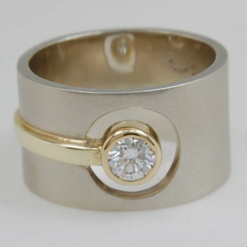 Vintage-Ring für Damen mit eingelegtem weißem CZ, schillernd, zweifarbig, handgeschnitzt, für den täglichen Gebrauch, Partyschmuck, Jubiläumsgeschenk