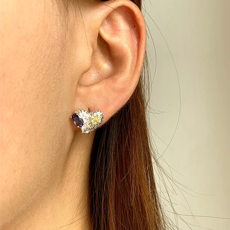 Creative and Authentic S925 Silver Hip-hop Cool Heart-shaped Colorful Diamond Earrings Women\'s Jewelry Niche Design