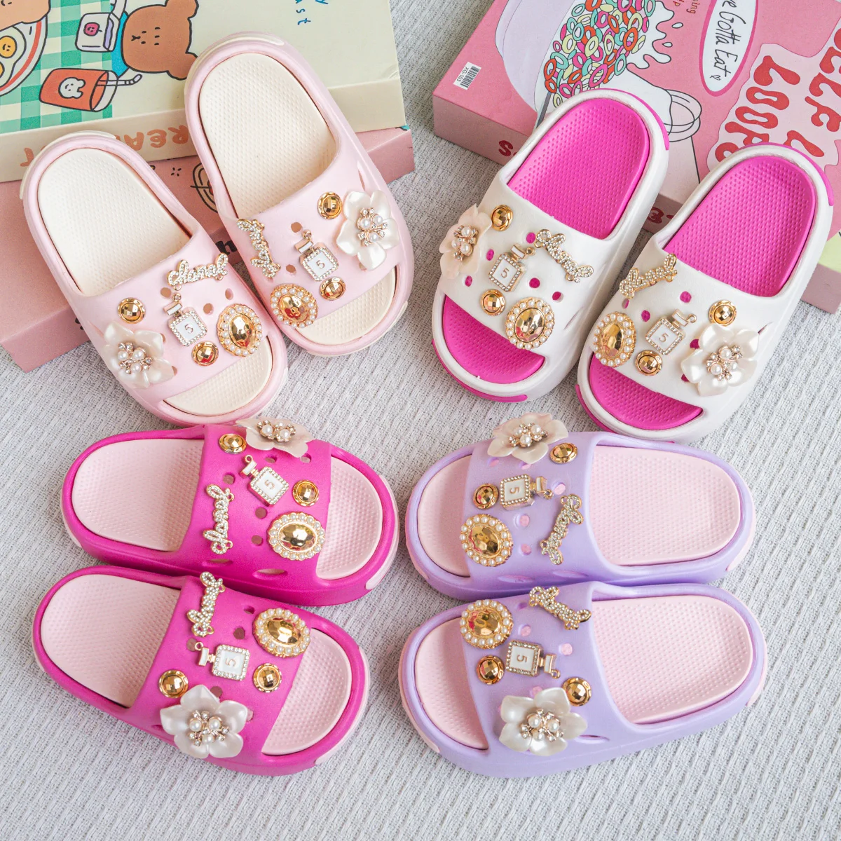 

New Popular Cartoon Gold Mirror Camellia Versatile Girls Eva Slippers Fashionable Double Soft-Soled Non-Slip Sandals 831