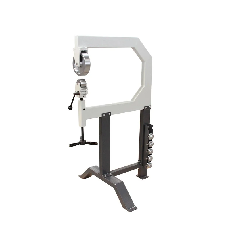 

English wheel F1.2 * 560 is easy to use, practical and durable, with good quality