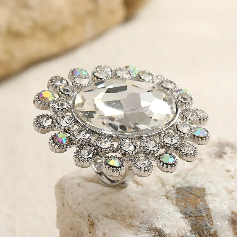 

1 Lady Fashion Statement Ring Creative Fashion Oval Black White Red Green Royal Blue Ring Suitable for Daily Wear Versatile Gift