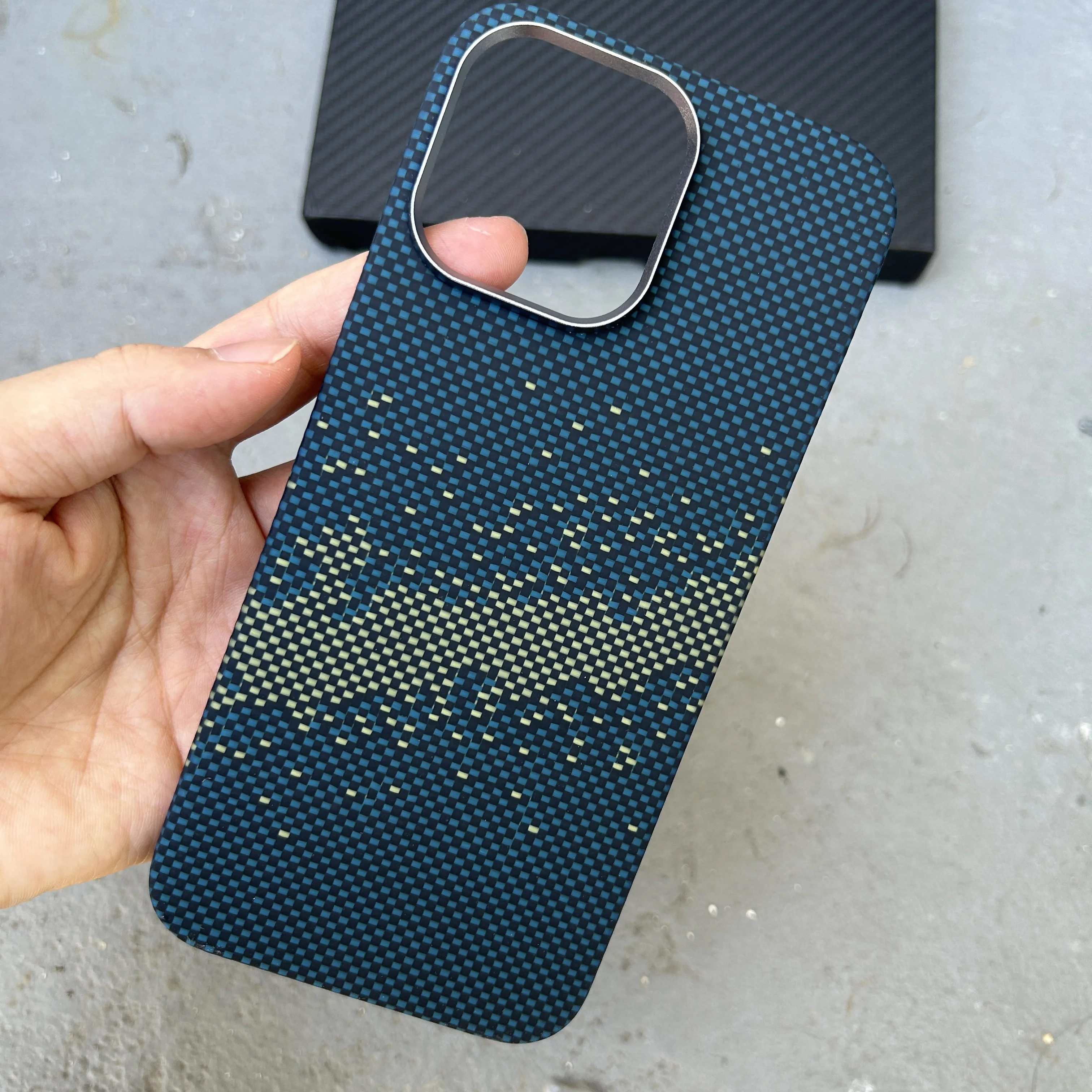 

Действительно чехол из углеродного волокна для iPhone 15pro 16 pro Max, чехол для телефона, ультратонкий, легкий, из арамидного волокна для IPhone 17/16 Pro, карбоновый чехол