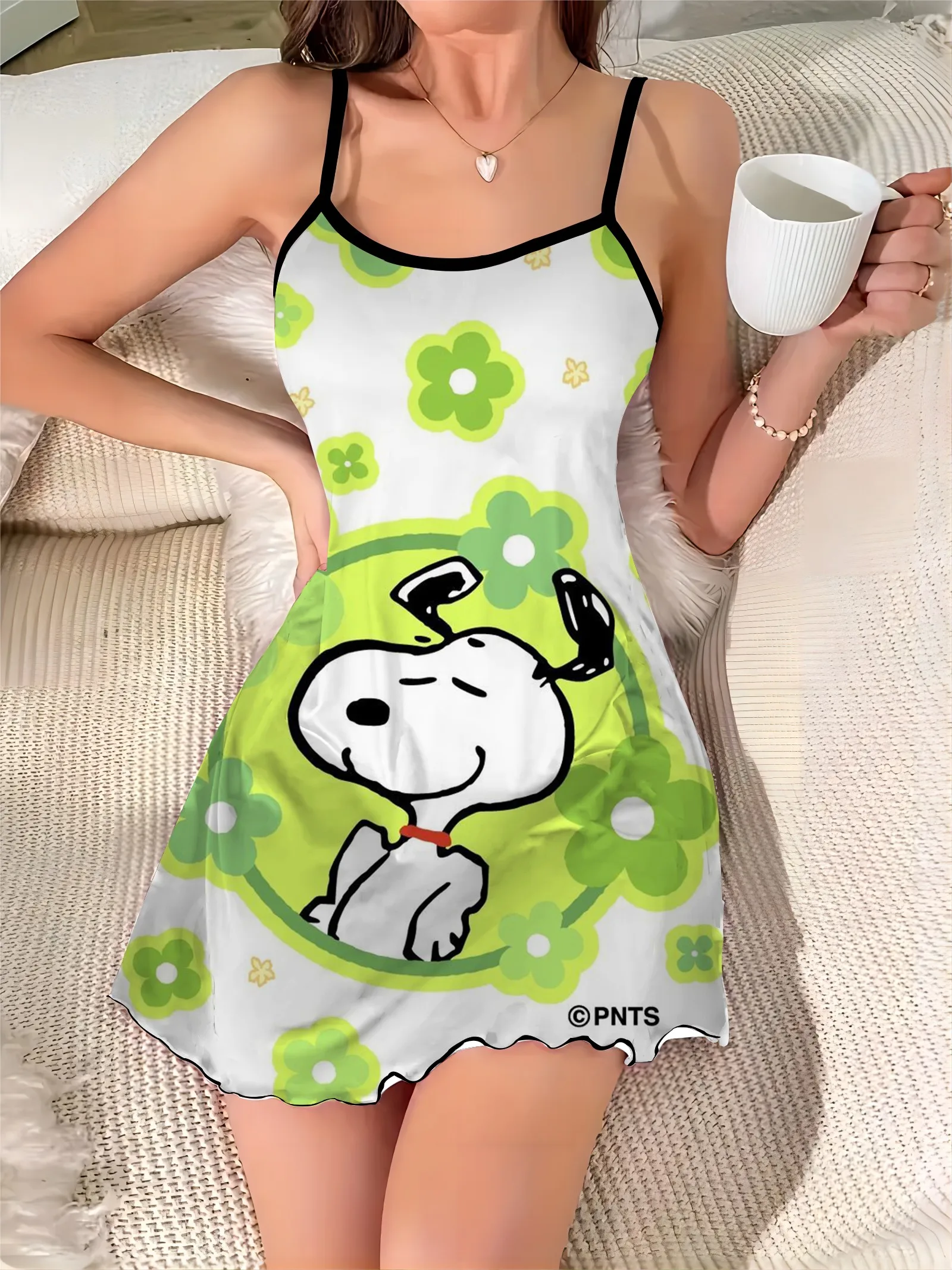 Vestido de casa elegante con cuello redondo para mujer, minivestido Sexy de satén con ribete de lechuga y Snoopy, a la moda, verano 2024