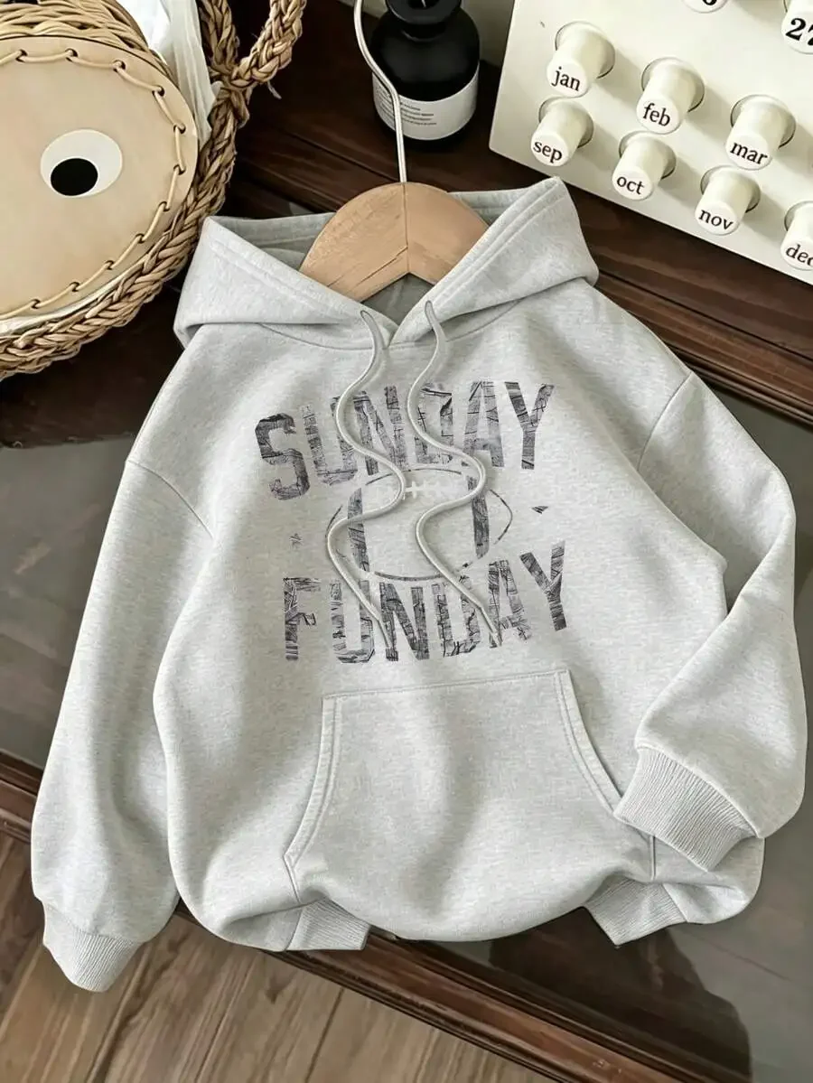 2026 Fashion New Arrival Women Long Sleeve Pullover Hoodie, Sunday Funday Letter Football Print Casual Daily Fall Winter Holiday Basic Sweatshirt Top