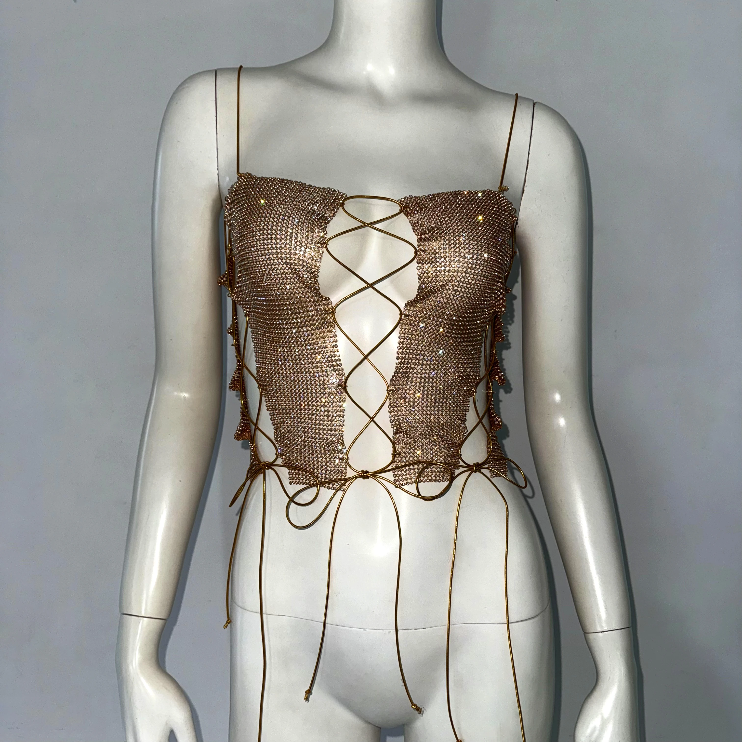 المرأة المعادن الماس أنبوب القمم مثير عارية الذراعين ضمادة شرابة أكمام بروتيل موضة ملهى ليلي حفلة تانك القمم 2025 جديد #5