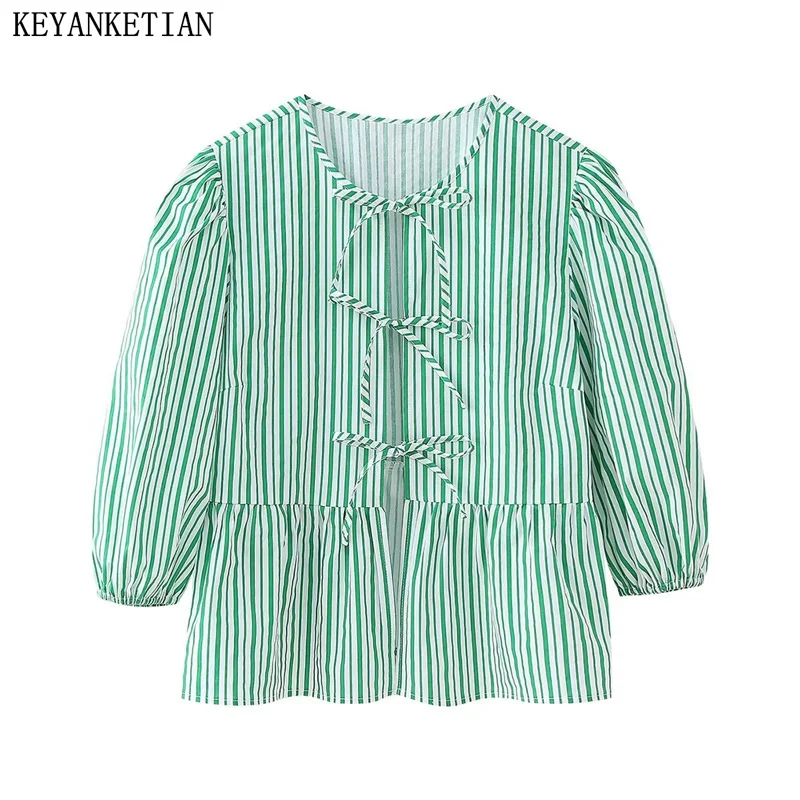 KEYANKETIAN 2024 nuovo lancio camicia a righe da donna estate nodo anteriore decorazione fiocco manica a sbuffo camicetta dolce Top corto a strati