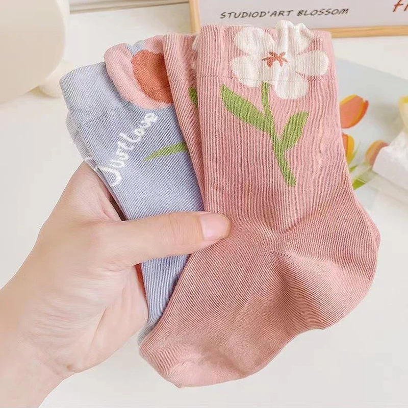 5 Pairs Flower Socks For Women Korean Cotton Cute Socks Style Middle Tube For Girl Breathable Casual Sweet Female Floral Socks