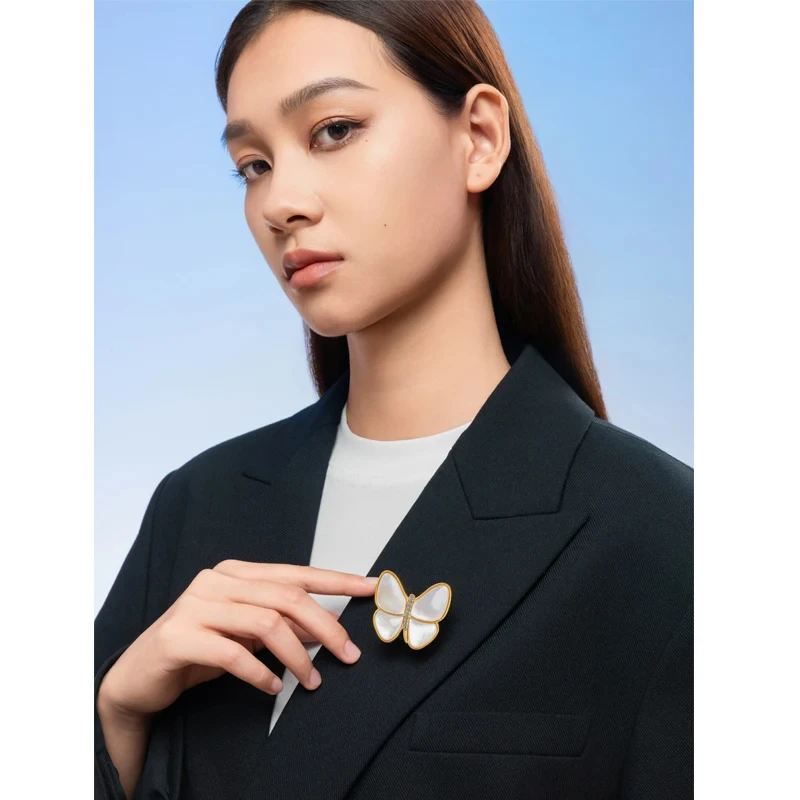 BOYA MINI Magnetic Butterfly Ornaments Accessory Bag, Magnetic Lanyard for Outdoor Recording Vlog