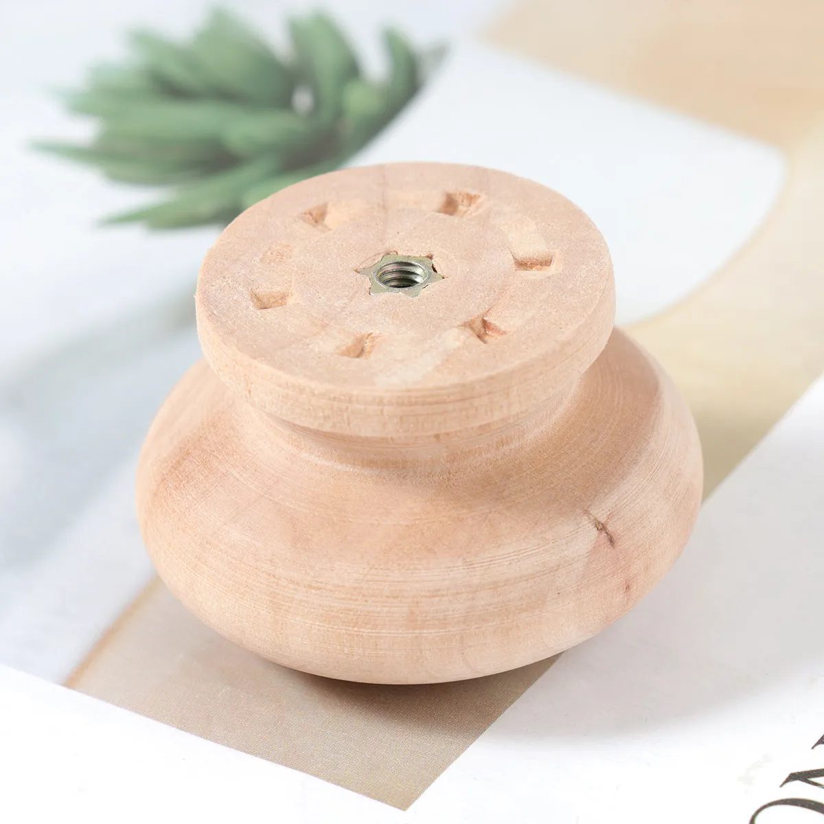 15Pcs Beech Wood Circular Cabinet Pull Round Drawer Knob Stylish Natural Wood Cupboard Pull Handle Cabinet Knob